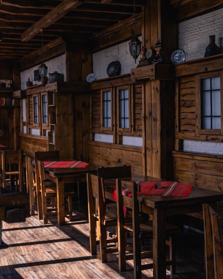 Hotel Orbel Dobrinishte Bagian luar foto