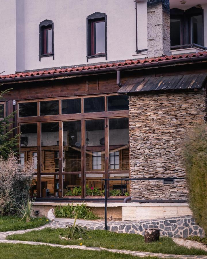 Hotel Orbel Dobrinishte Bagian luar foto