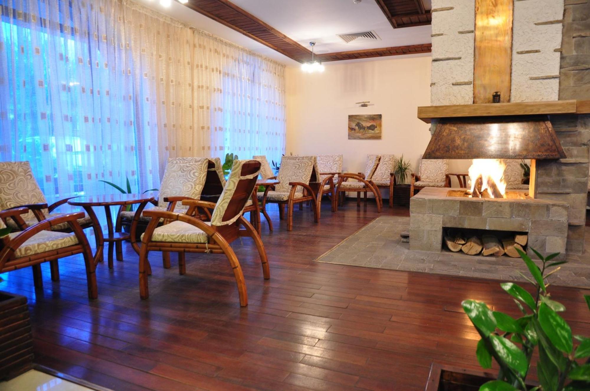 Hotel Orbel Dobrinishte Bagian luar foto