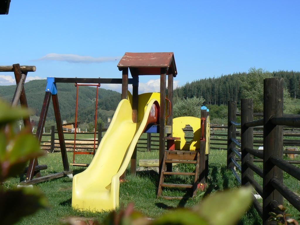 Hotel Orbel Dobrinishte Bagian luar foto